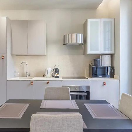 Private Apartment Located In The "Carre D'Or Nice" ภายนอก รูปภาพ