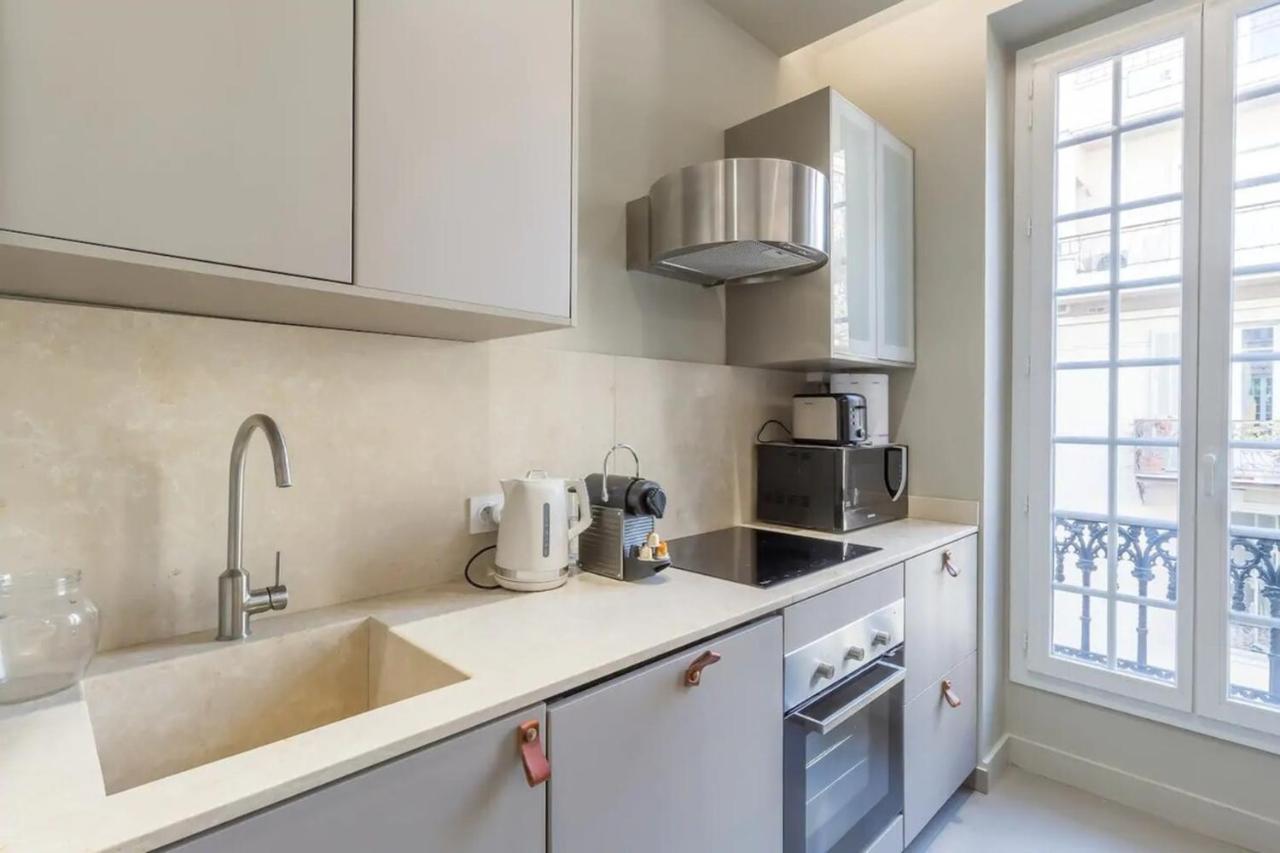 Private Apartment Located In The "Carre D'Or Nice" ภายนอก รูปภาพ